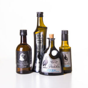 Bodegón de botellas de aceite